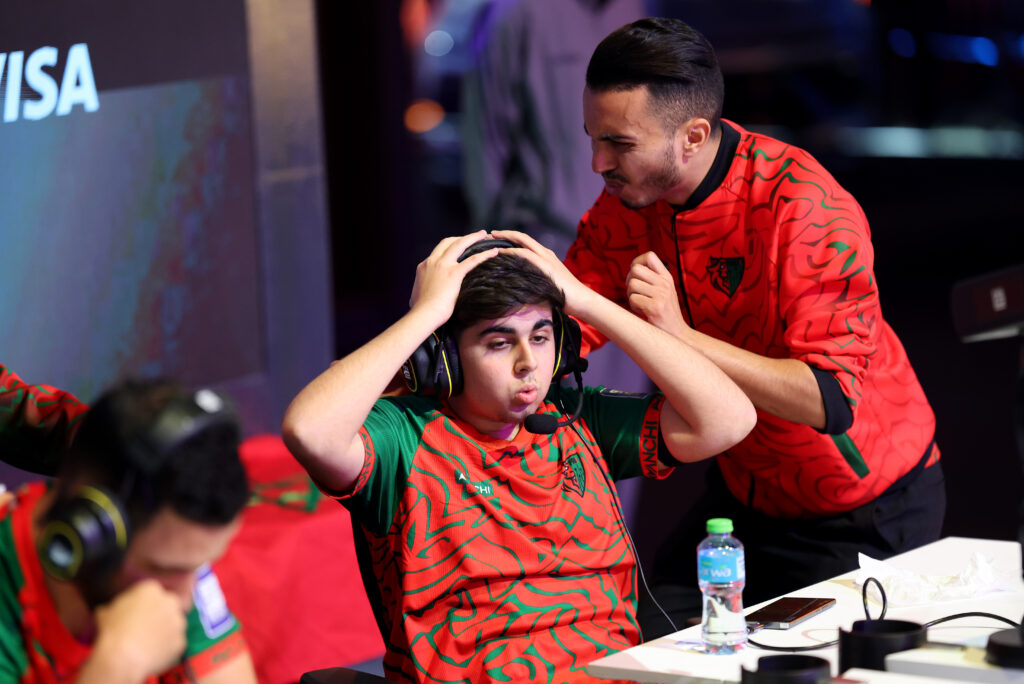 Anass Moussa Clinches Top 2 Spot in FIFAe Group Phase Despite Tough Second Day